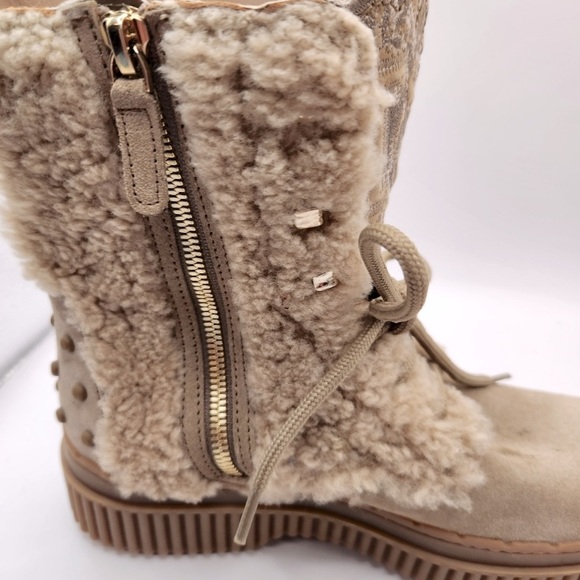 Tod’s Sheepskin Tobacco Oiled Suede Boot - Picture 3 of 11